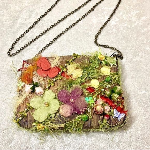 🏆HP🏆 Mary Frances Fantasy Floral Butterfly Bag - Picture 2 of 16